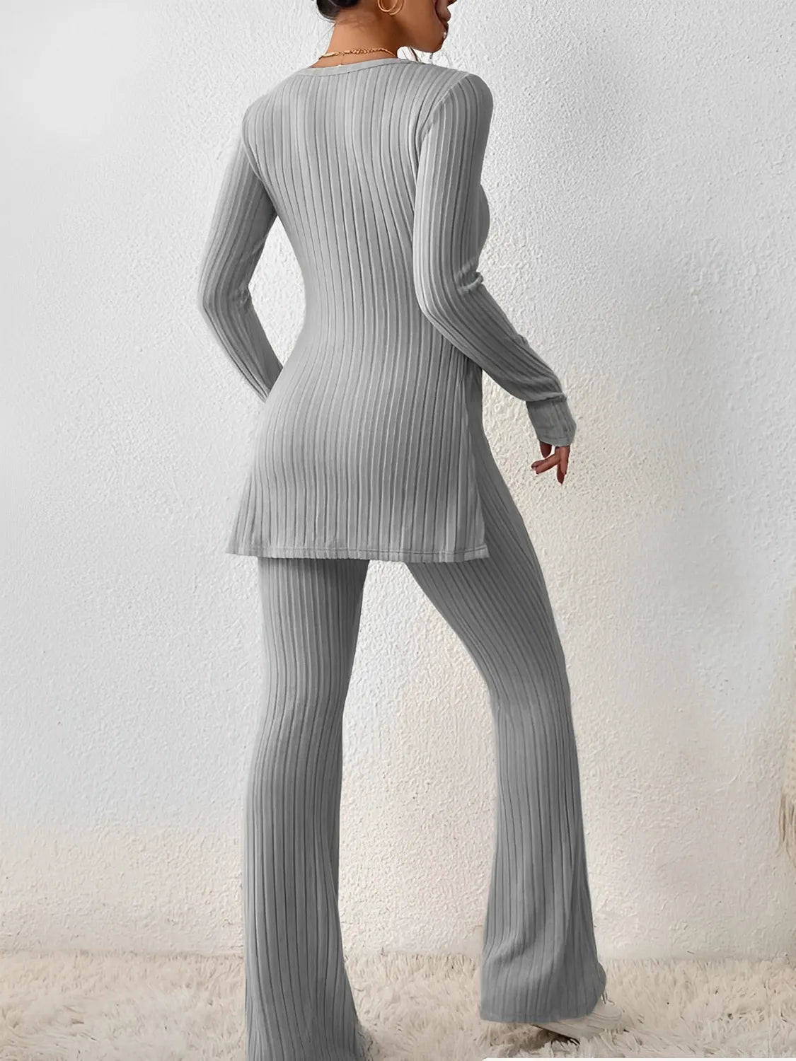 Women's Ribbed Knit Set with Long-Sleeve Mullet Blouse with Side Slits and High-Waisted Elastic Flare Pants - Sabrina