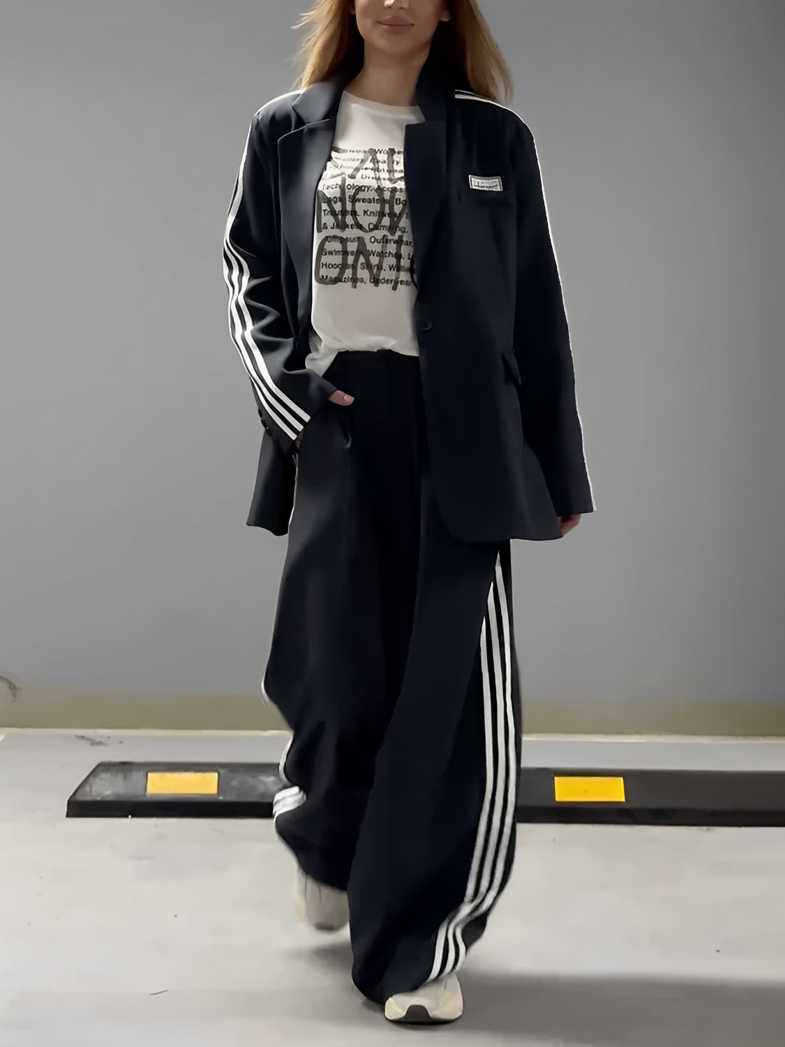 Women's Sporty Tailoring Set with Oversized Blazer and Pants with Side Stripes - Regina